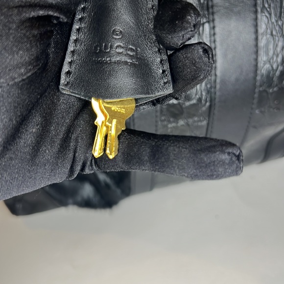 SOLD! AUTHENTIC RARE GUCCI PURSE - Picture 7 of 14